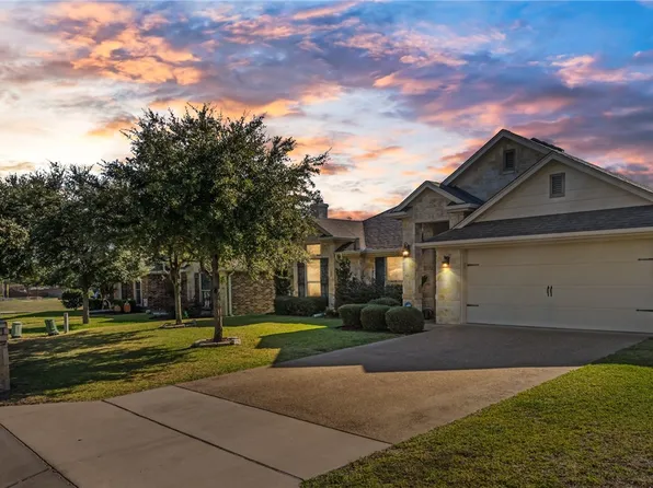 9904 Adobe Ct, Woodway, TX 76712