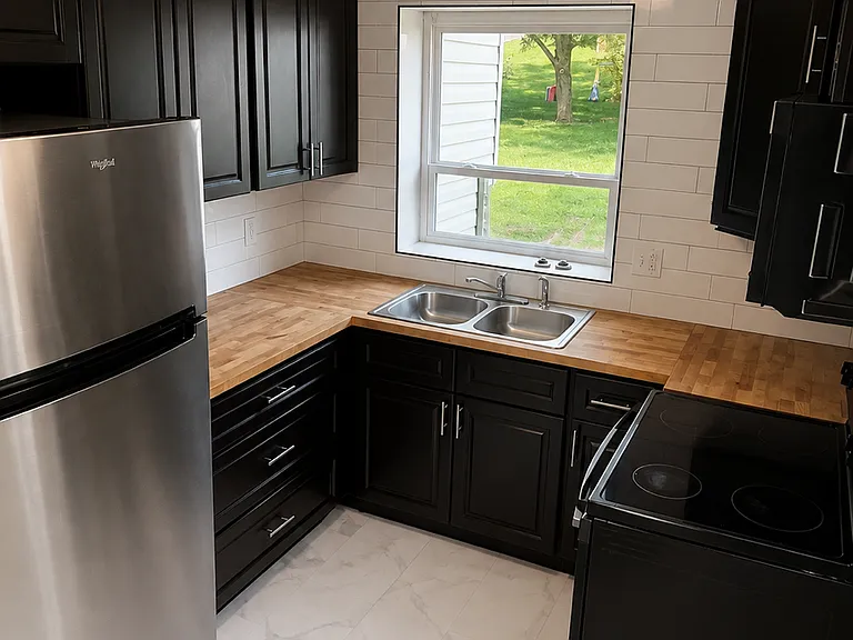 1015 W Parkway Ave #4 — Photo 3