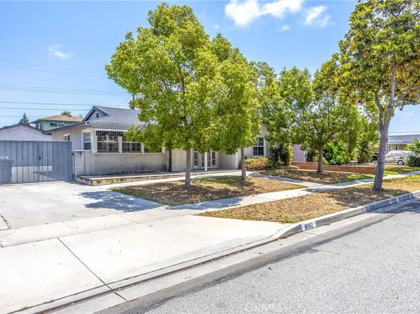 8082 San Heron Cir, Buena Park, CA 90620