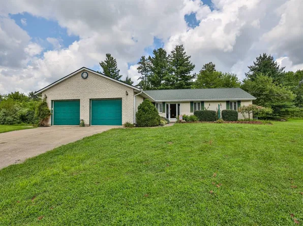 3220 California Rd, Okeana, OH 45053