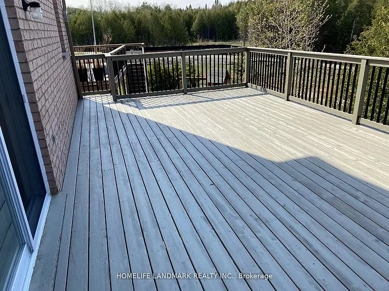 629 College Ave — Photo 34