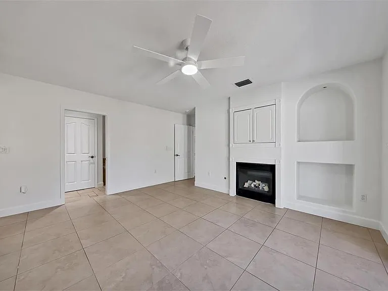 1792 Floyd St — Photo 17
