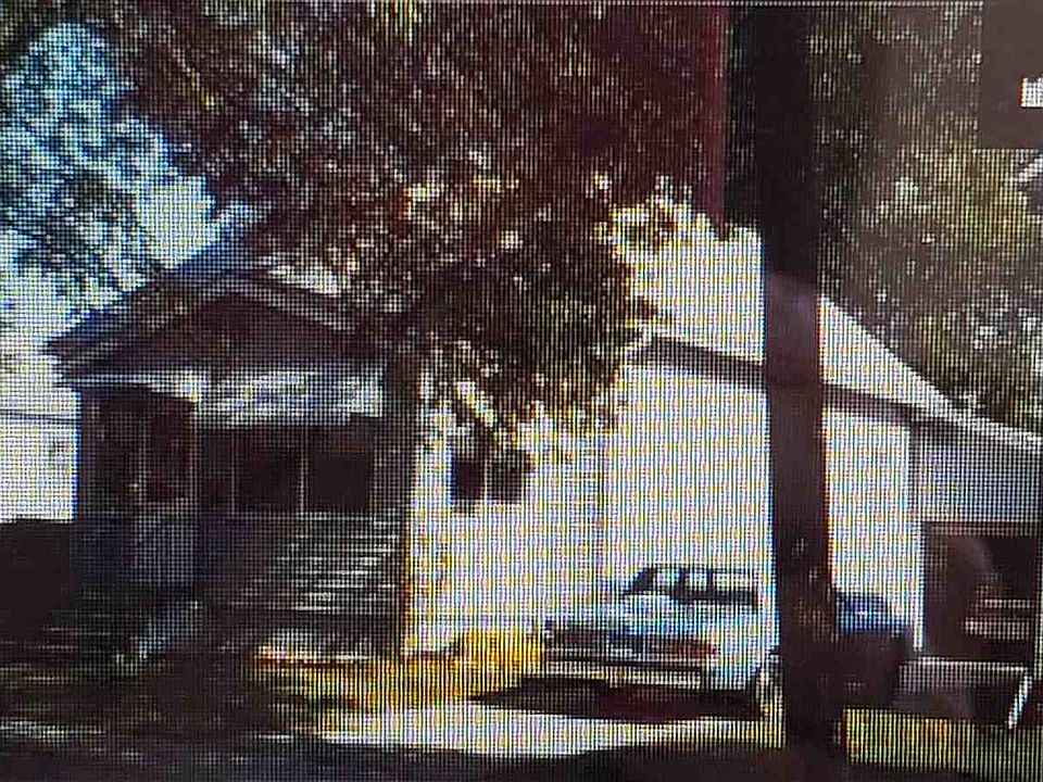 1st image of 417 4th Ave SE