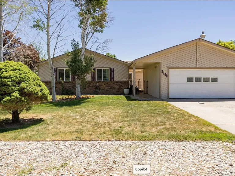 3169 Stanford Ct — Photo 4