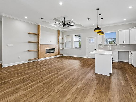 3rd image of 5400 Bundy Rd