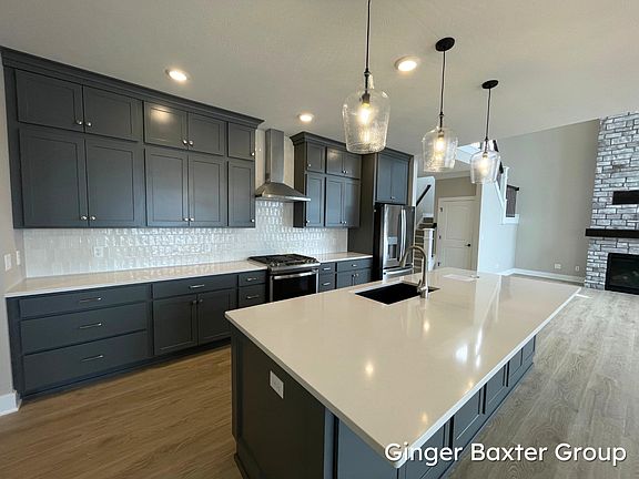 4th image of 11431 Shoreline Dr #69