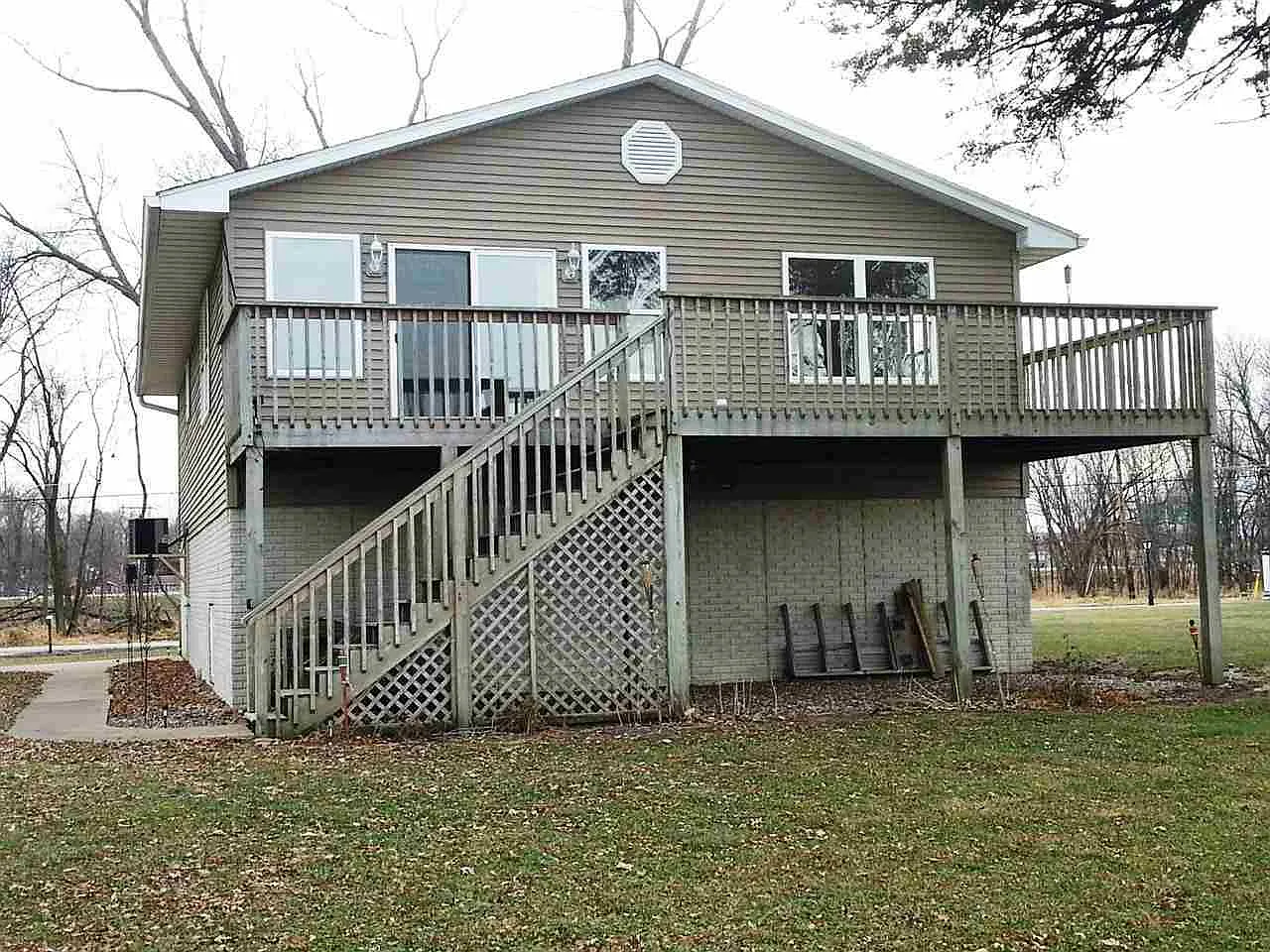 3407 S Shore Dr photo 1