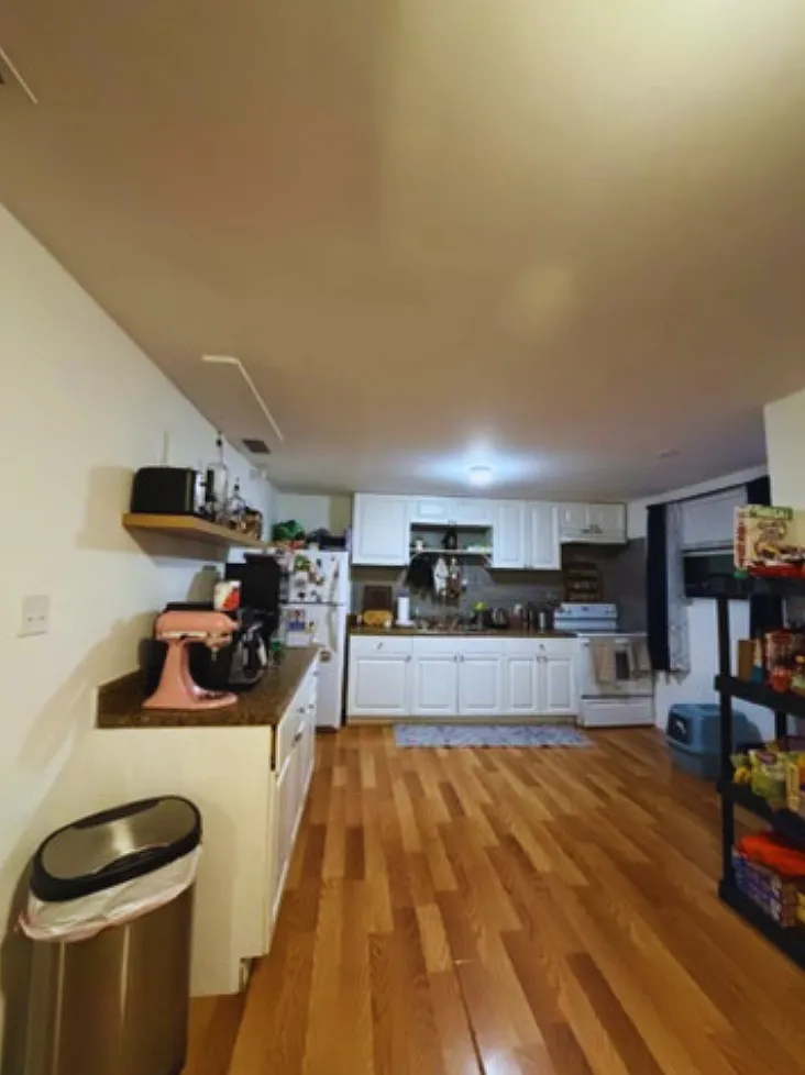 2 bed, $1,600 — Photo 4