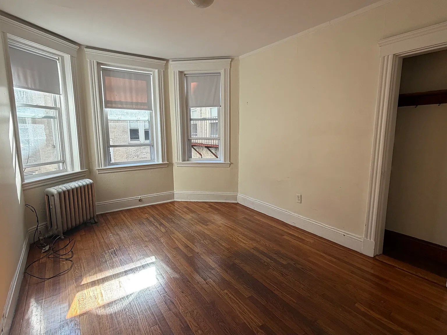 Studio, $2,275 — Photo 2
