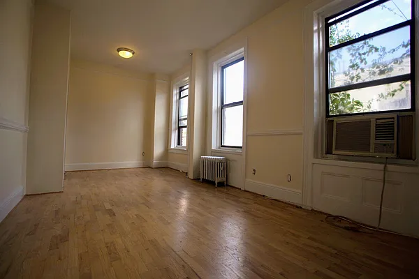 Rented by Rudd Group LTD | media 10