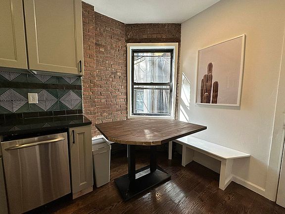 3rd image of 163 Stanton St APT 12