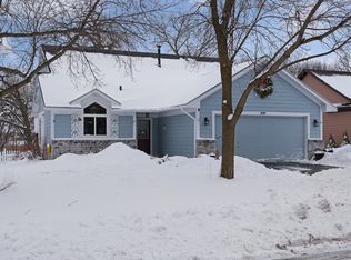 209 Wildhurst Rd, Waconia, MN 55387