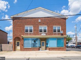 403 W Broad St, Gibbstown, NJ 08027