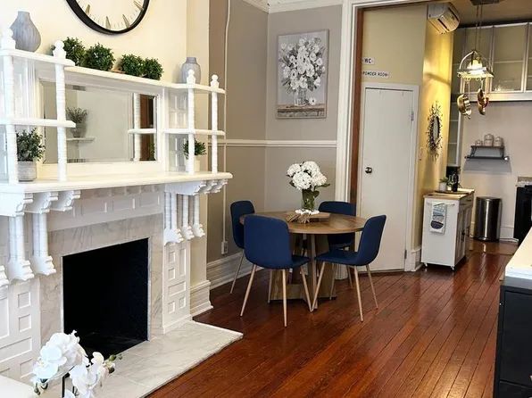 240 S 13th St APT A, Philadelphia, PA 19107