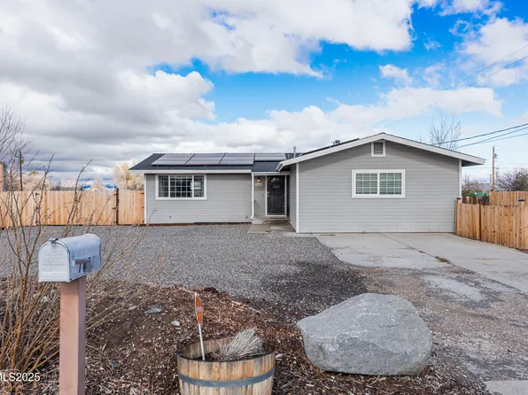 1486 Muir Dr, Gardnerville, NV 89460