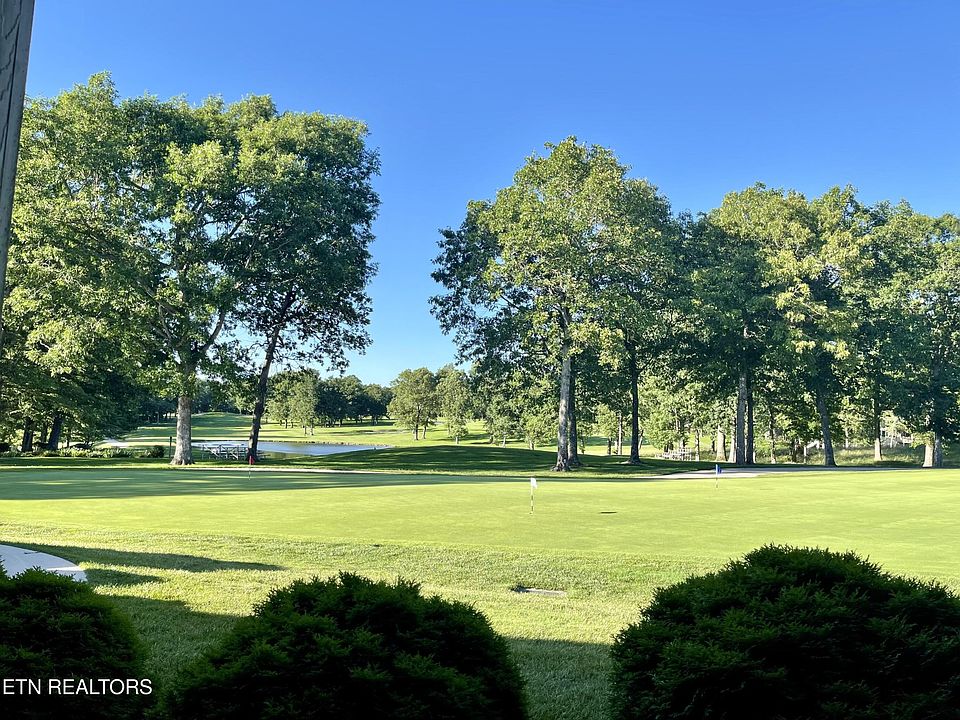 2nd image of 44 Rusham Cir Lot 32