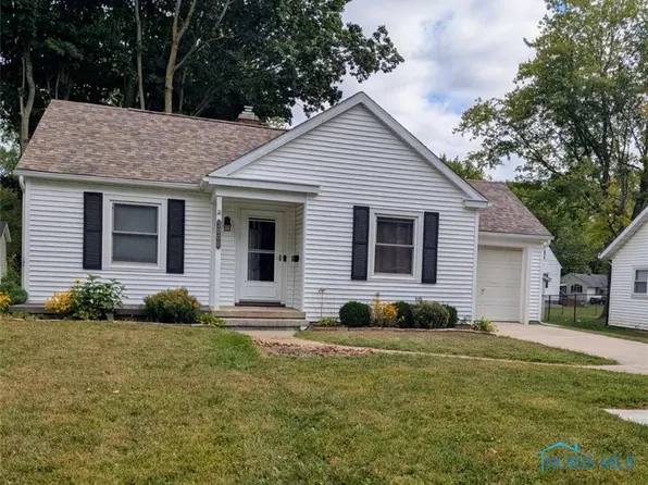 1006 Newdale Cir, Bryan, OH 43506