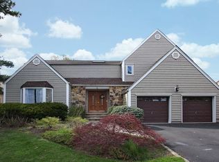92 New Brook Ln, Springfield, NJ 07081
