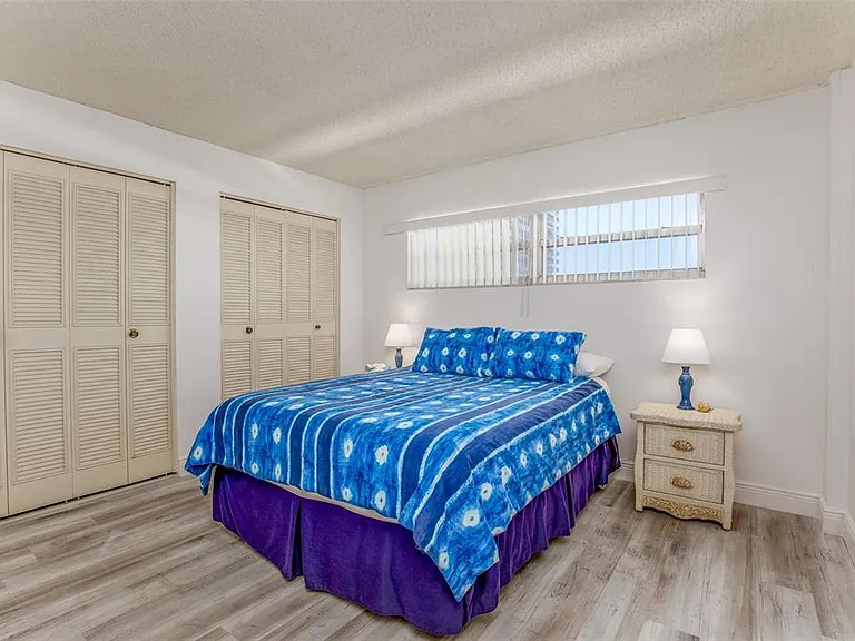 7405 Bay Island Dr S #321 — Photo 20