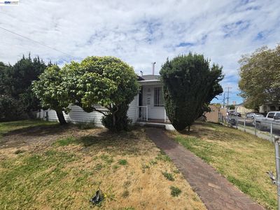 9601 D St, Oakland, CA, 94603