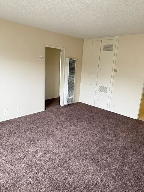 2 bed, 1000 sqft, $2,200 — Photo 4