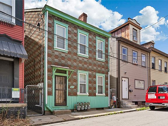 2nd image of 1011 Constance St