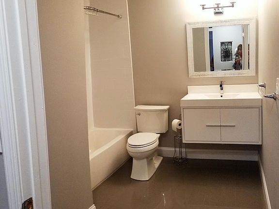 4th image of 263 Village Circle Dr #2207