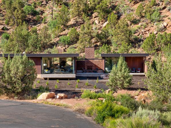 112 Canyon Cv, Springdale, UT 84767