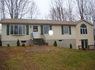 4 Hickory Ln, Sussex, NJ 07461