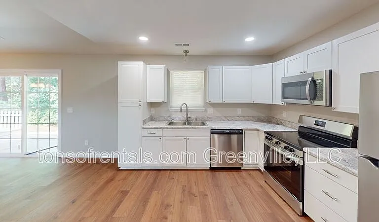 535 Pleasant Breezes Way — Photo 4