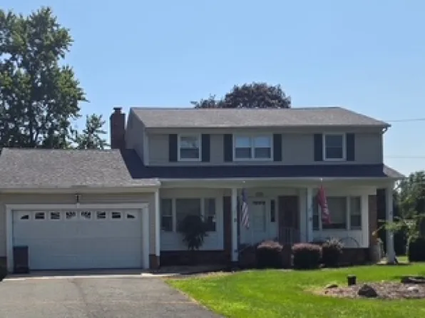 160 Woods Rd, Hillsborough Twp., NJ 08844