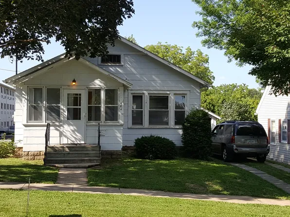 404 W Elm St, West Union, IA 52175