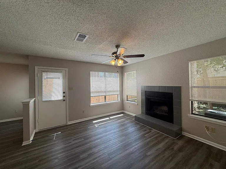 12312 Abney Dr — Photo 3