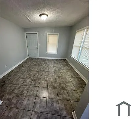 1359 W 20th St — Photo 5