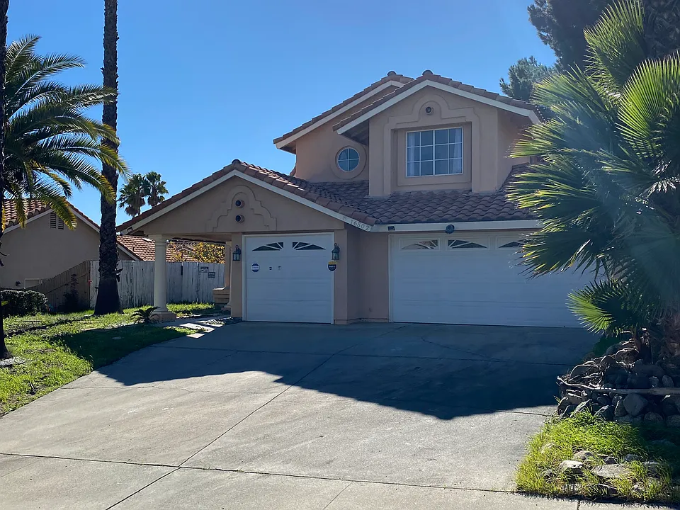 16502 Mango Way