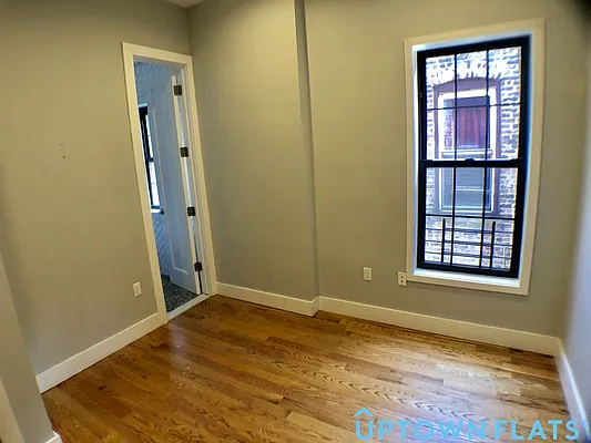 Rented by Uptown Flats LLC | media 40