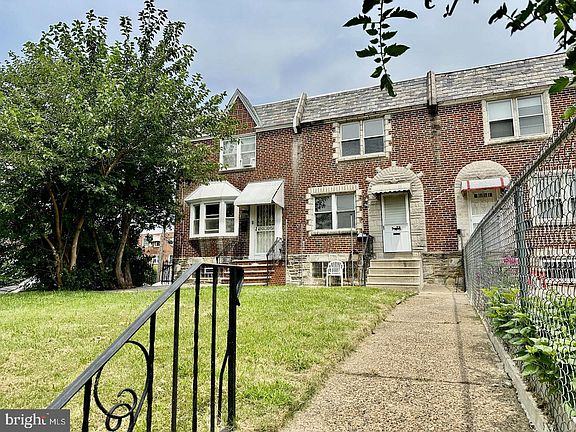 2nd image of 2235 Princeton Ave