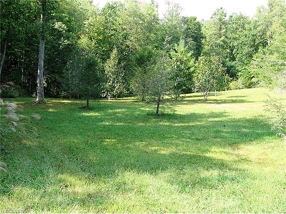 3rd image of 0 Bobs Creek None