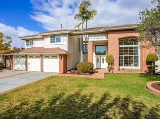 1095 Olive Crest Dr, Encinitas, CA 92024