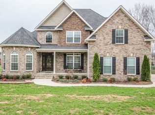 820 Twin View Dr, Murfreesboro, TN 37128