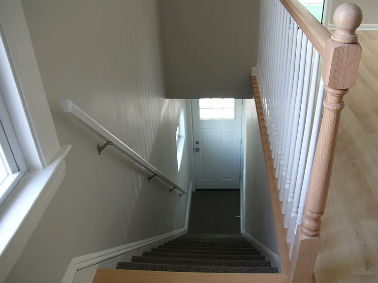 Upper unit private stairwell