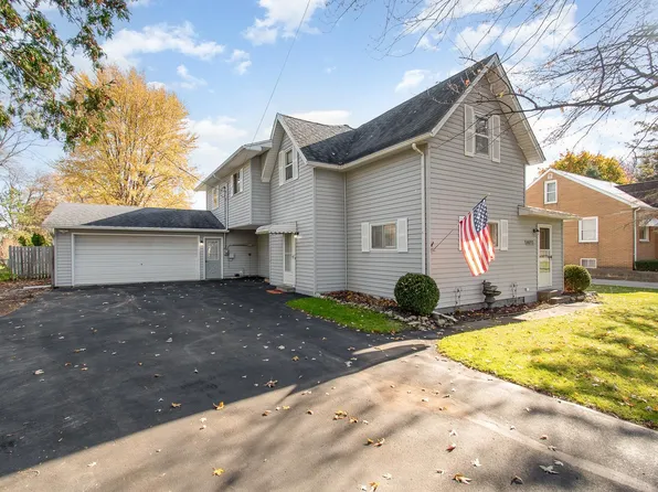 4693 Two Mile Rd, Bay City, MI 48706