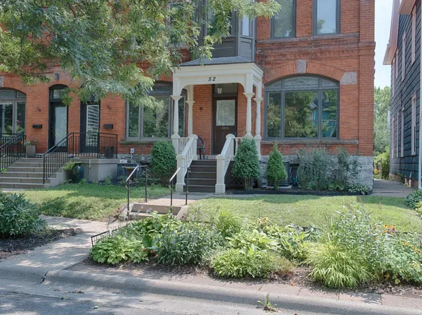 52 Delos St W, Saint Paul, MN 55107
