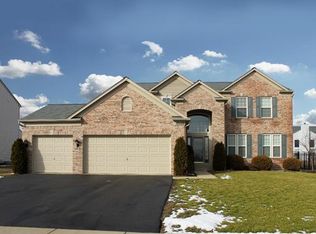 12528 Canterbury Dr, Plainfield, IL 60585