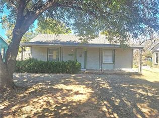 1019 E Elm St, Altus, OK 73521