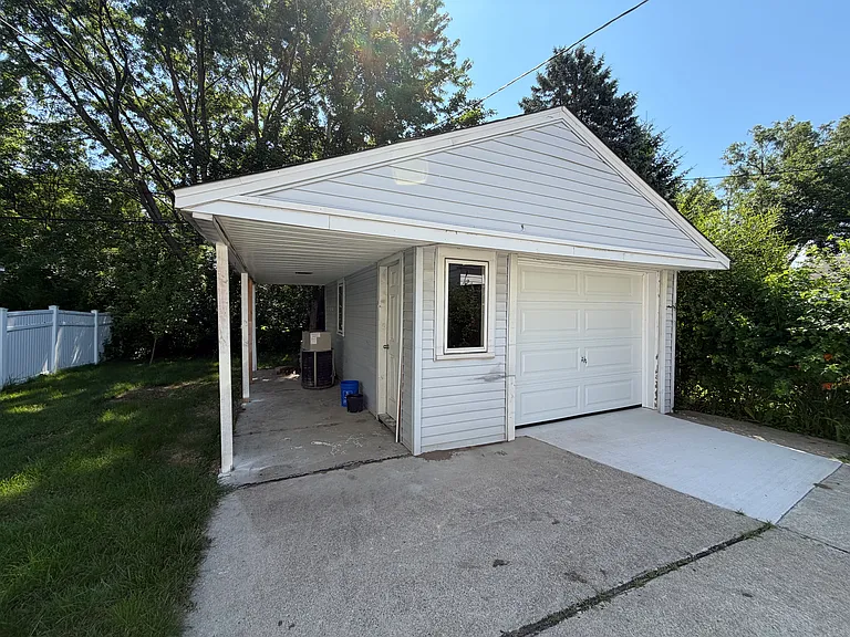 3333 Dudley St — Photo 29