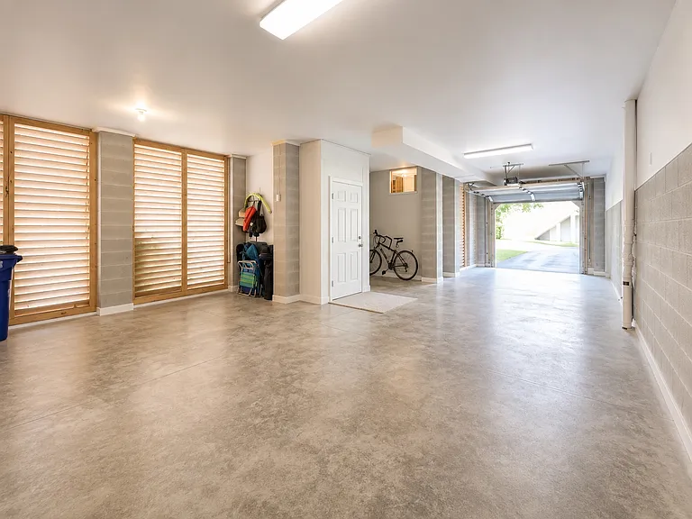 1100 Saint Pauls Parrish Ln — Photo 24