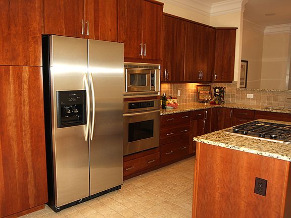 4th image of 203 Old Franklin Grove Dr