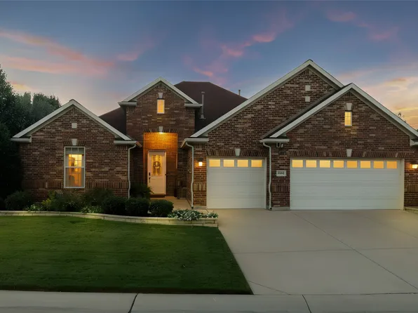 9004 Freeport Dr, Denton, TX 76207