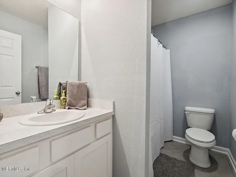 936 Capitol Pkwy — Photo 21